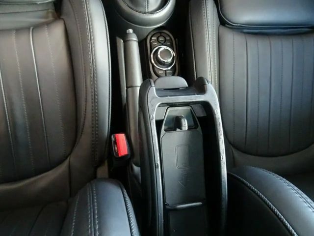 MINI Cooper S Classic Trim Autom,Leder,Kamera,Panor