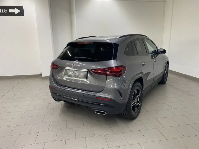 Mercedes-Benz GLA 250 AMG Line