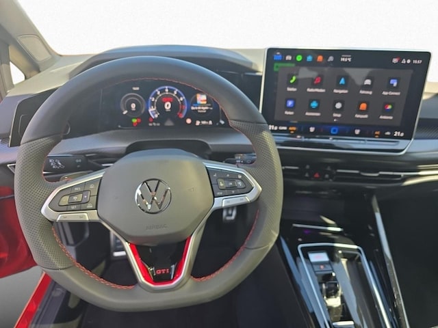 Volkswagen Golf 2.0 TSI GTI IQ.Drive