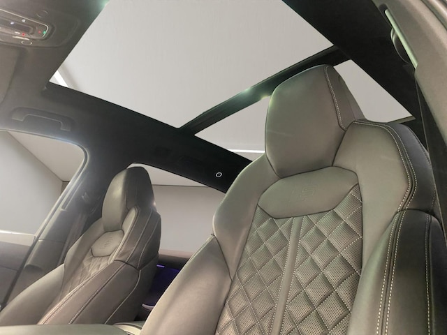 Audi Q7 50 TDI Quattro S-Line