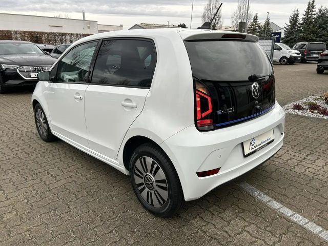 Volkswagen up! Plus Style