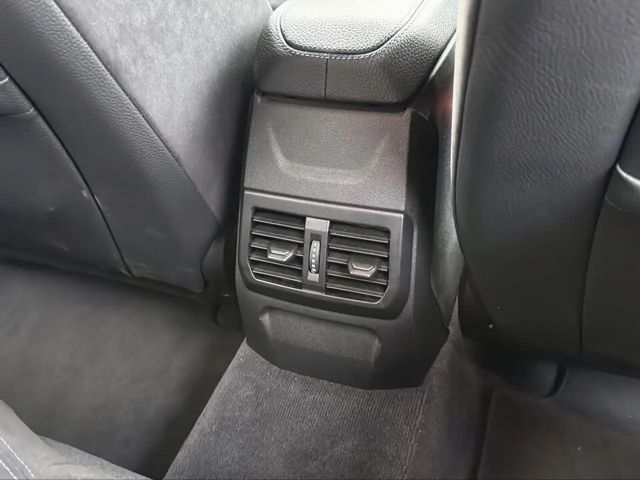 BMW 135 Sedan xDrive