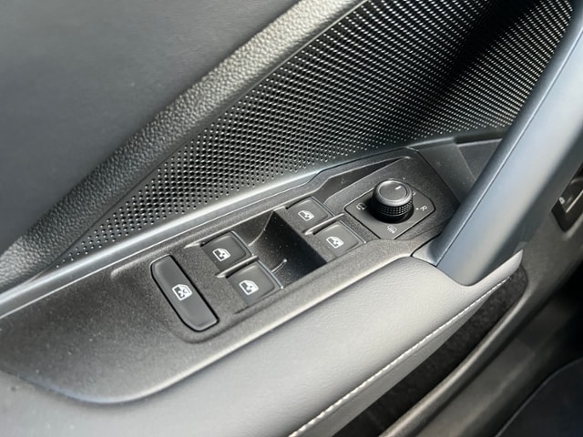 Volkswagen Tiguan 1.5 eTSI DSG IQ.Drive