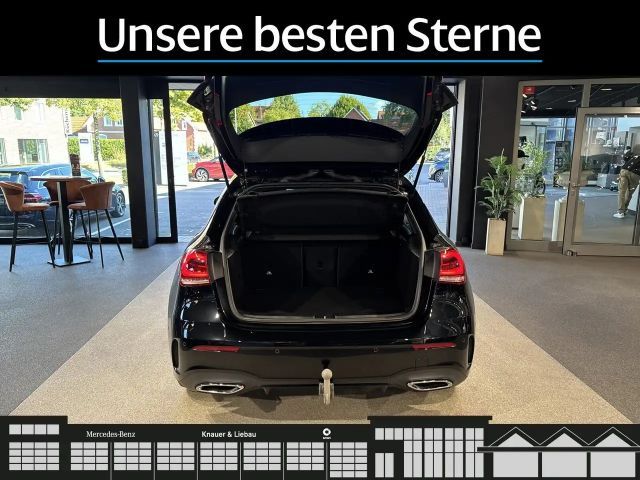 Mercedes-Benz A 180 A 180 d AMG Line