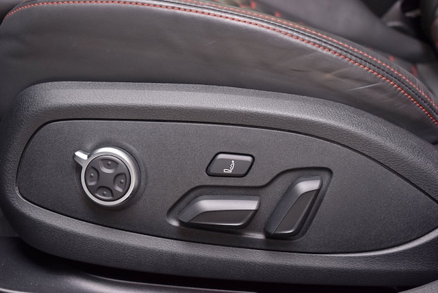 Audi RS4 Avant Quattro