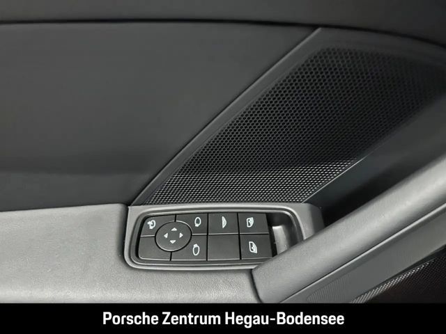 Porsche 992 Cabrio Carrera