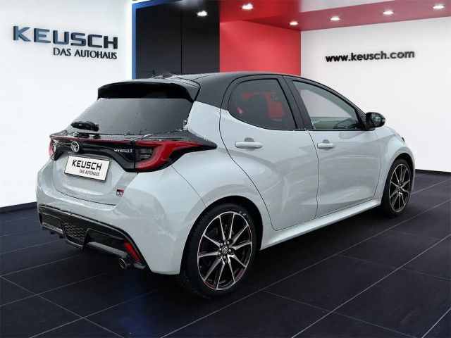 Toyota Yaris GR Hybride VVT-i