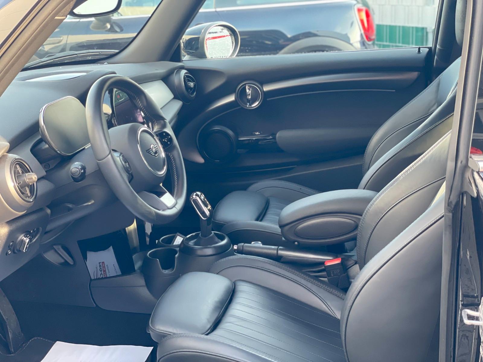 MINI Cooper |Yours Trim|Navi|Apple|Leder|DAB|Kamera|