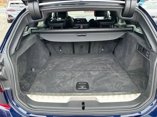 BMW 320 320e M-Sport Touring xDrive