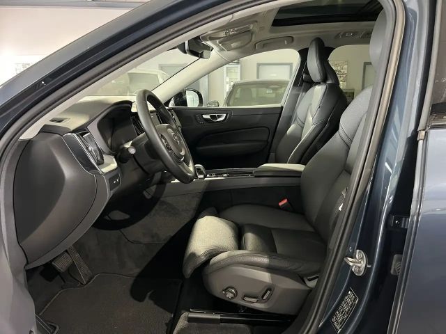 Volvo XC60 AWD Dark Plus Recharge T6