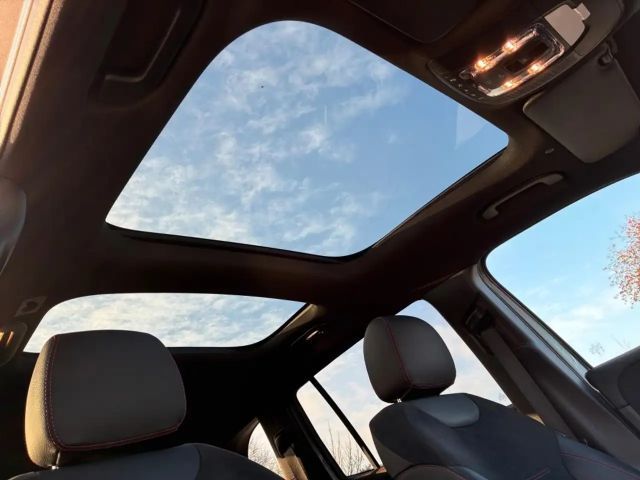 Mercedes-Benz GLB 250 4MATIC AMG Line