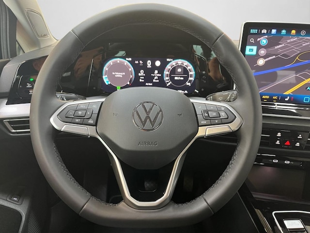 Volkswagen Golf DSG Style Variant