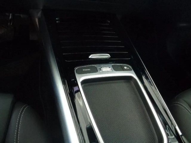 Mercedes-Benz B 180 KAMERA,LED,NAVI,NP:44.095,-