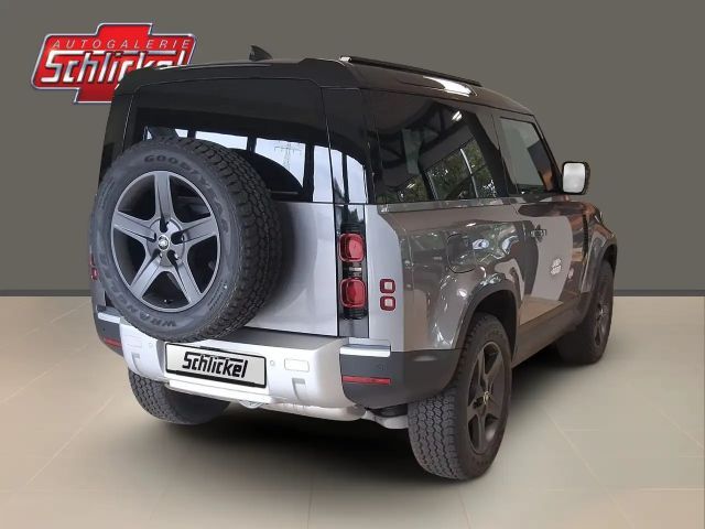 Land Rover Defender 3.0 90 D200 SE