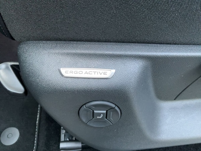 Volkswagen Tiguan 2.0 TDI DSG R-Line Style