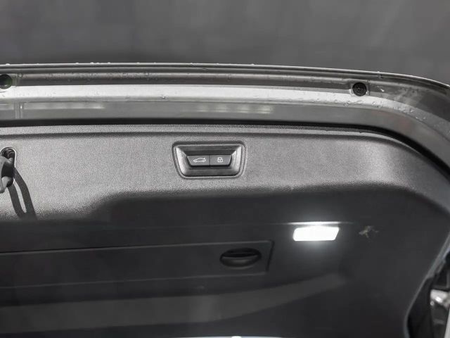 BMW 320 320d M-Sport Touring