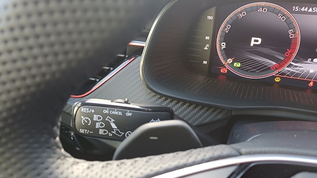 Skoda Kamiq ANSCHLUSSGARANTIE, PANORAMA, KAMERA