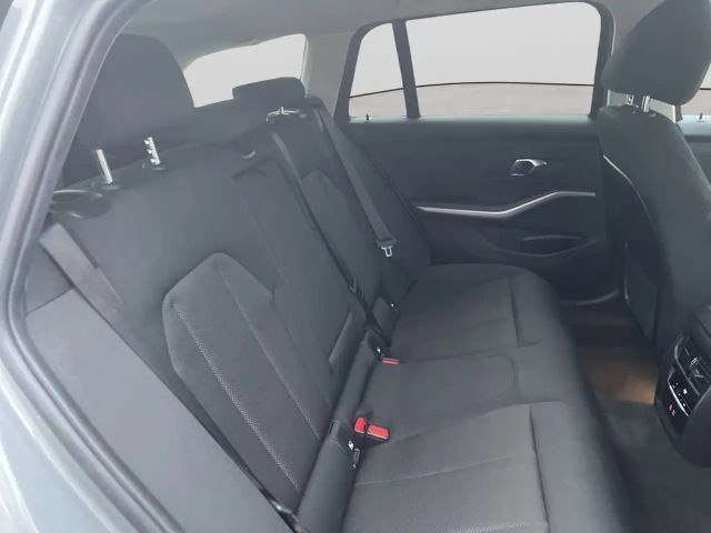 BMW 320 320d Touring xDrive
