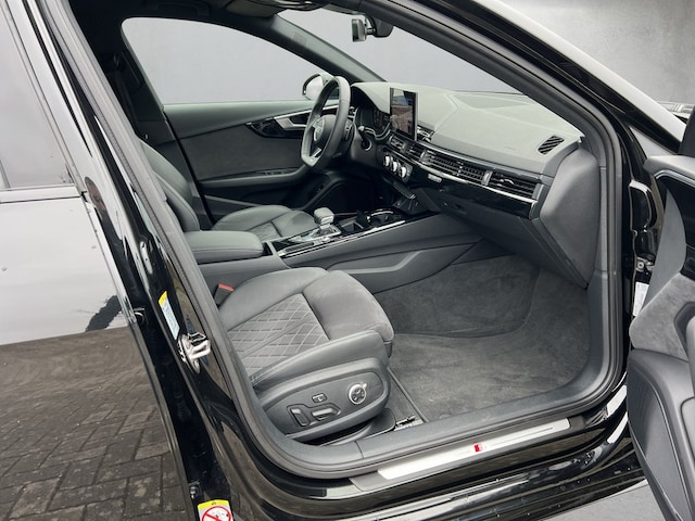 Audi A4 40 TFSI Avant Quattro S-Line S-Tronic