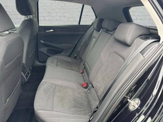 Volkswagen Golf 2.0 TDI DSG Golf VIII Style