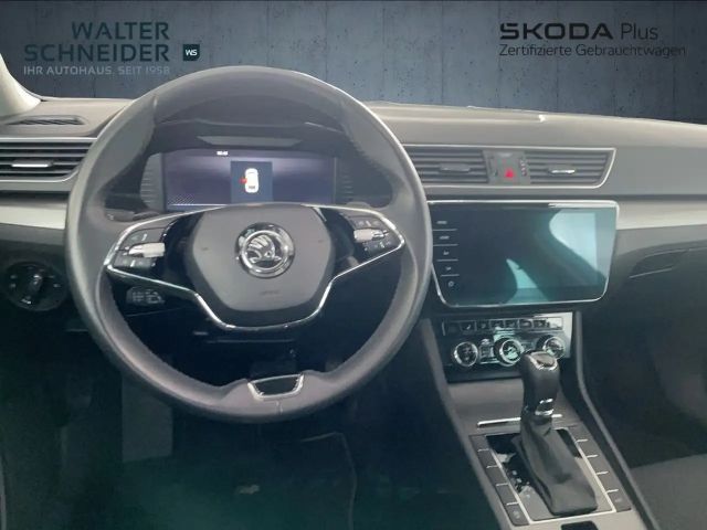 Skoda Superb 2.0 TDI Combi Style Style