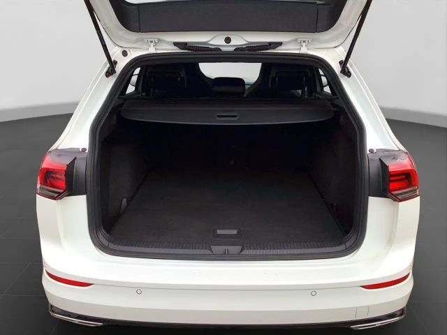 Volkswagen Golf DSG R-Line Variant