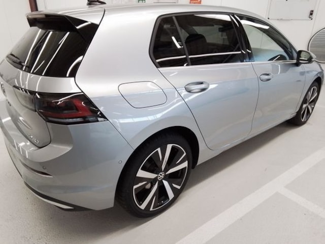 Volkswagen Golf DSG Style eHybrid