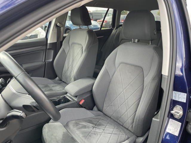 Volkswagen Golf DSG Golf VIII IQ.Drive Variant