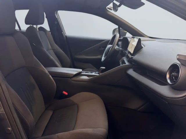 Toyota C-HR Hybride Team D