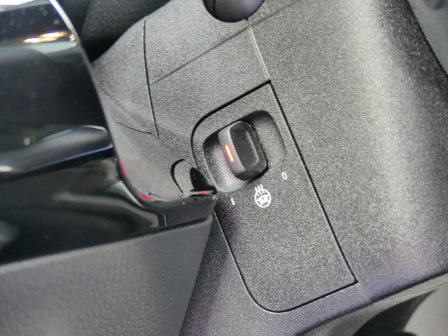 Mercedes-Benz GLA 180 Progressive