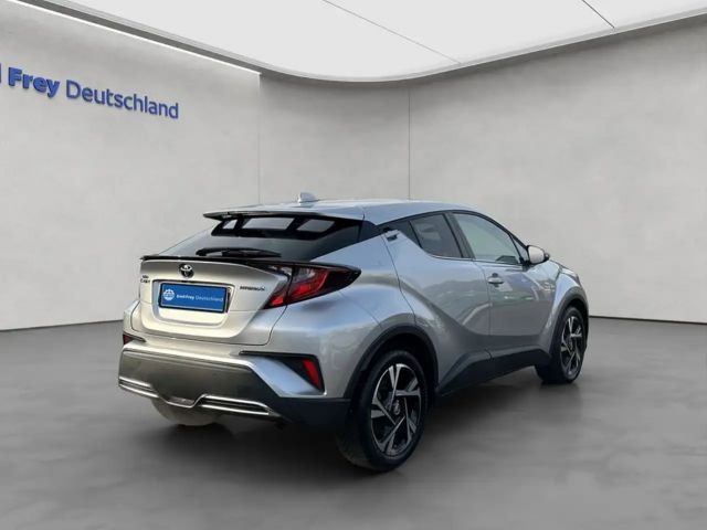 Toyota C-HR Hybride Team D