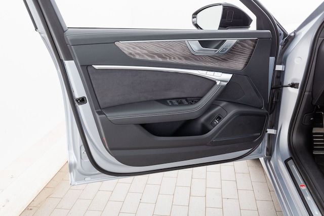 Audi A6 55 TFSI Quattro S-Line S-Tronic Sedan
