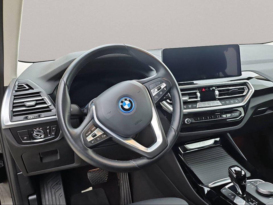 BMW X3 xDrive30e