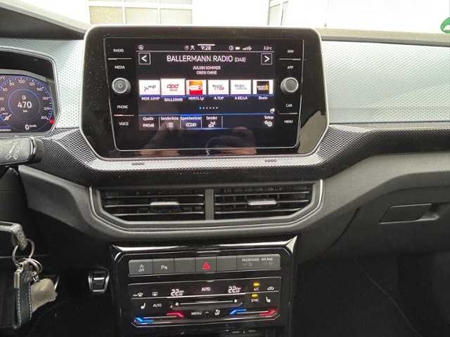 Volkswagen T-Cross "GOAL" 1.0 l TSI LED AHK PDC SHZ RFK GRA