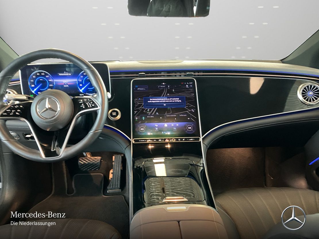 Mercedes-Benz EQS 450 Sedan