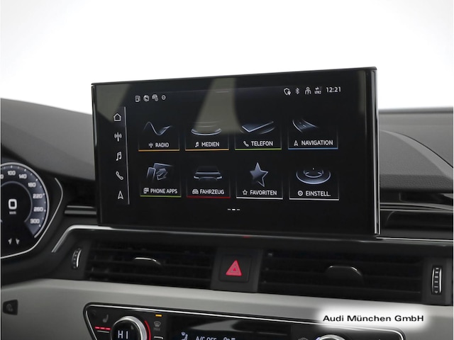 Audi A4 40 TFSI Avant Quattro S-Line S-Tronic