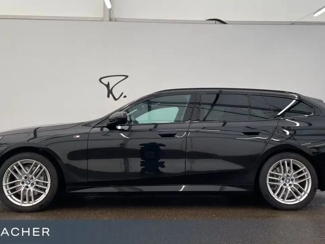 BMW 540 540d M-Sport Touring xDrive