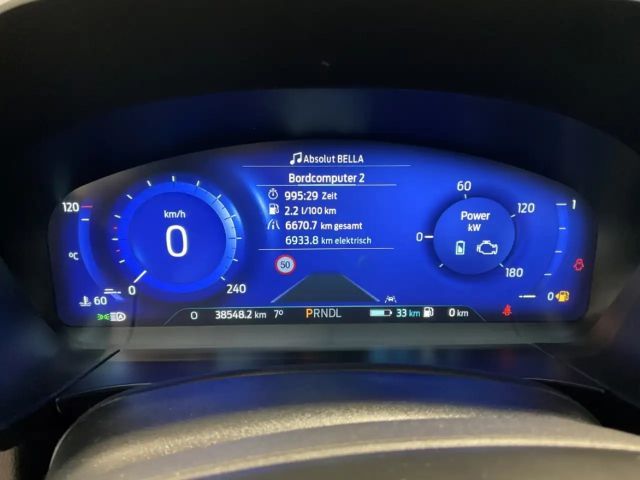 Ford Kuga Plug in Hybrid Titanium