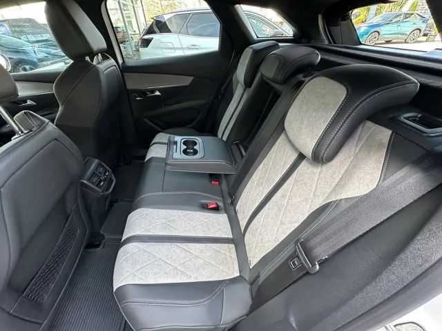 Peugeot 3008 EAT8 GT-Line Hybrid4