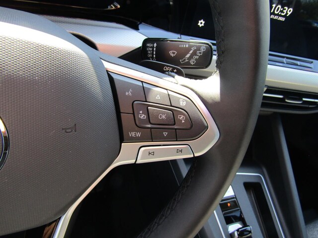 Volkswagen Golf 1.5 TSI DSG IQ.Drive Move