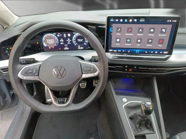 Volkswagen Golf 1.5 TSI Golf VIII