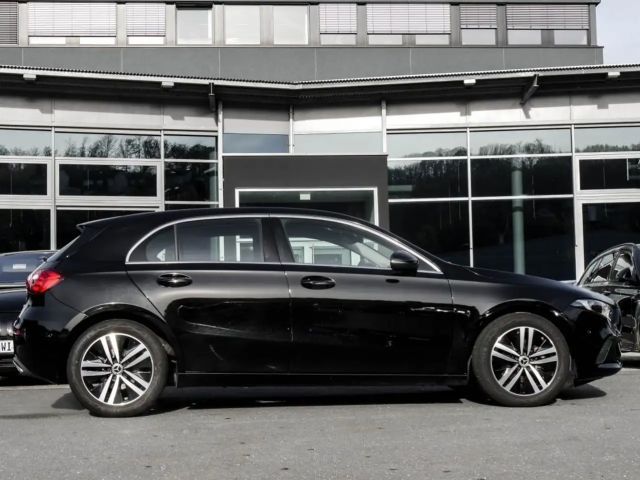 Mercedes-Benz A 180 Progressive