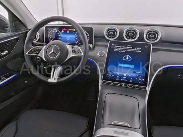 Mercedes-Benz C 200 Sedan