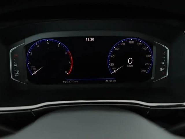 Volkswagen Touran 1.5 TSI DSG R-Line