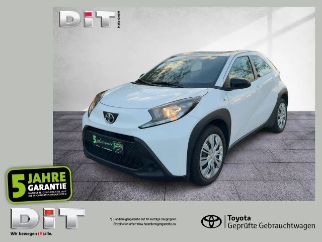 Toyota Aygo X 1.0 VVT-i Hatchback Play