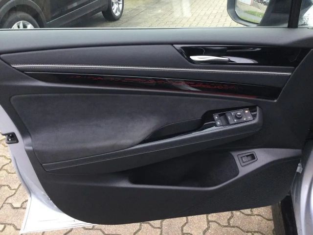 Volkswagen ID.7 IQ.Drive Pro Tourer