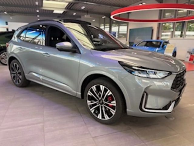 Ford Kuga Plug in Hybrid ST Line X