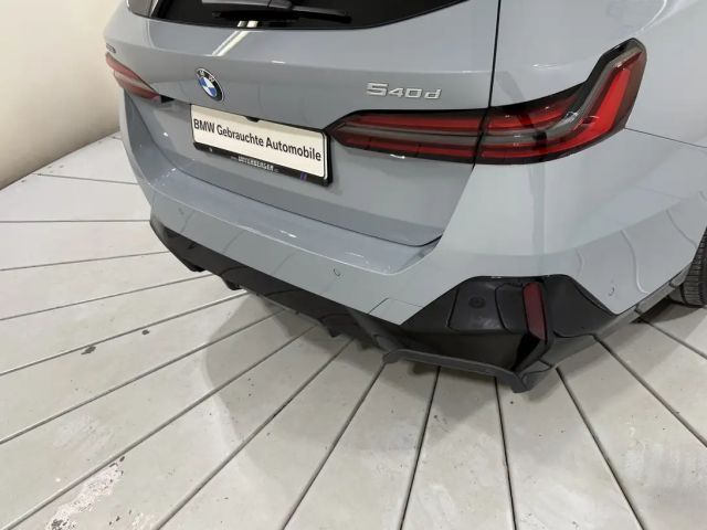 BMW 540 540d M-Sport Touring xDrive
