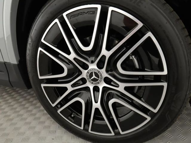 Mercedes-Benz GLA 200 AMG Line