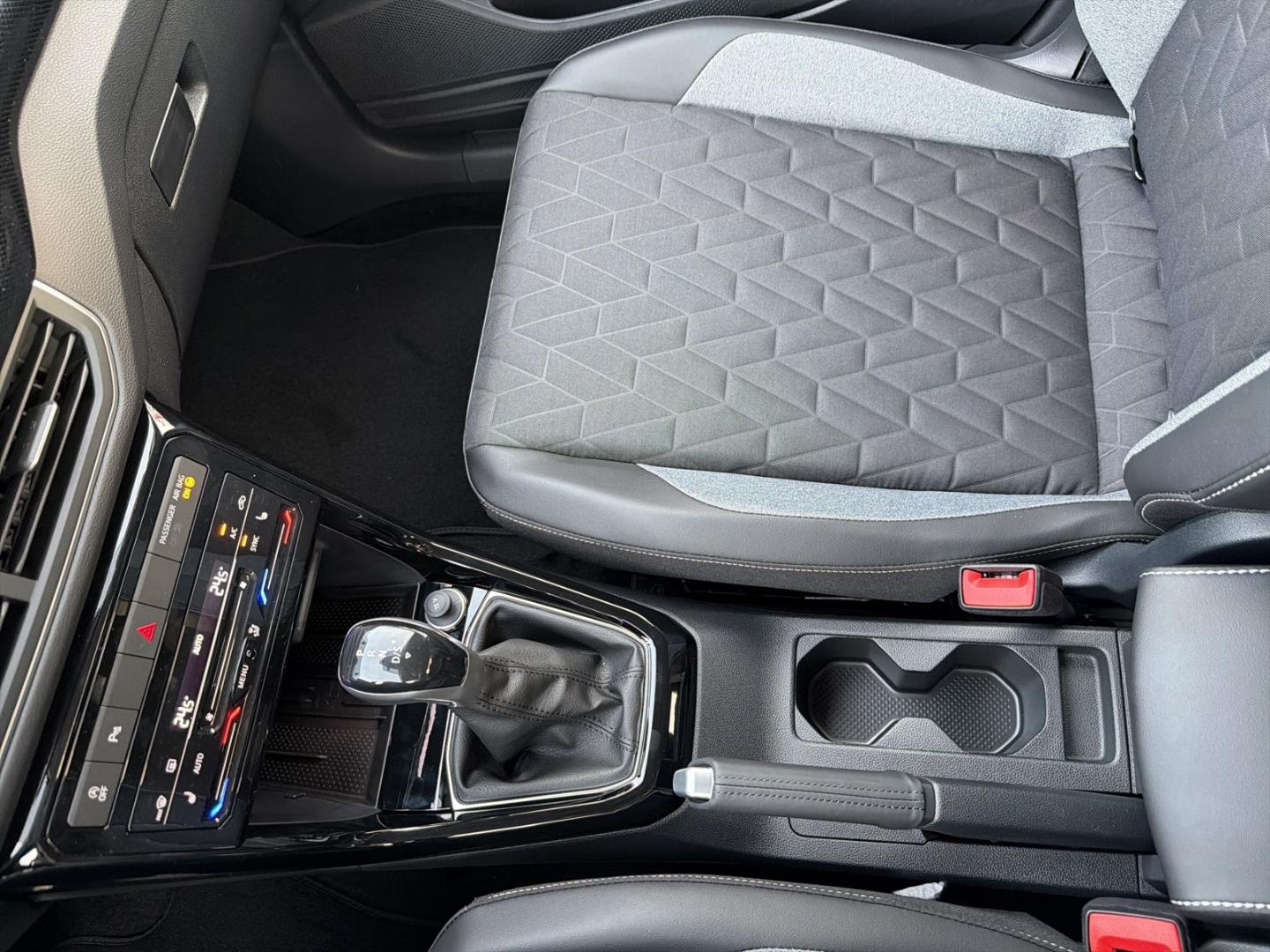 Volkswagen T-Cross 1.0 TSI